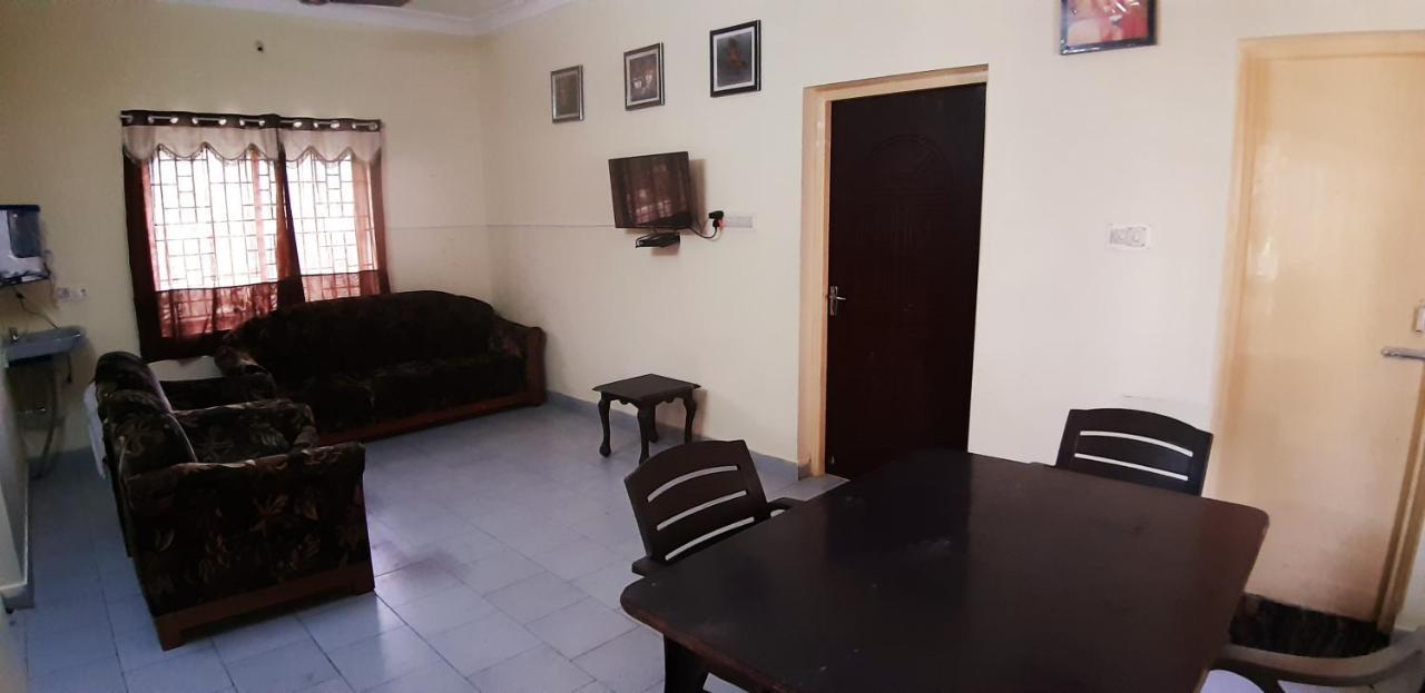 Bamboo Private Homestay Yercaud Luaran gambar